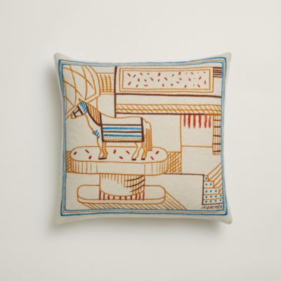 刺繍クッション 《ヤシの目録》 | Hermès - エルメス-公式サイト